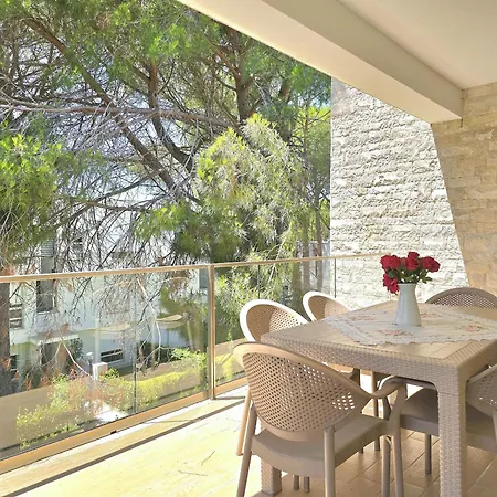 In San Pietro Residences 305 شقة *